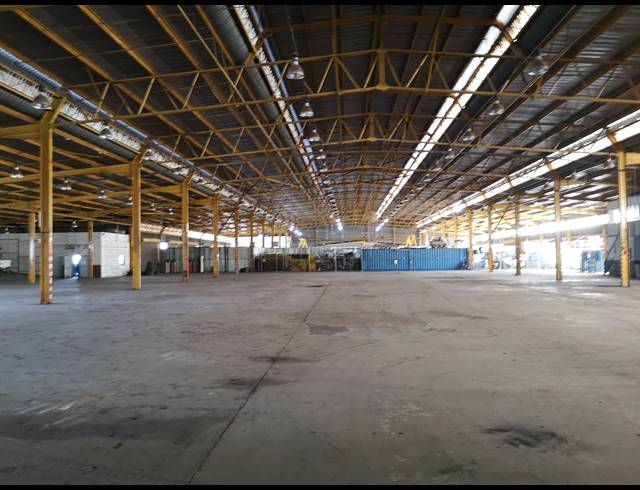 13,500M² WAREHOUSE TO LET IN ALRODE SOUTH